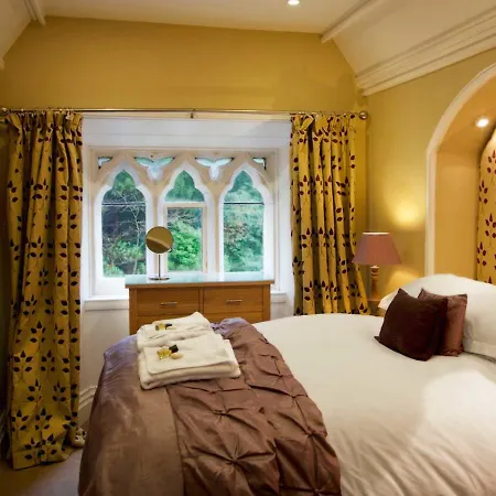 Oakland Hall Tatil Evi